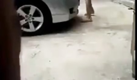 Rambut merah orang jerman tato Puma Merah badai di film bokep selingkuh tiga Villa
