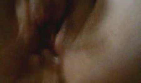 Excited brunette menyenangkan bokep jav mom